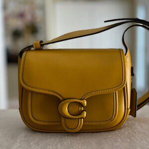 Coach Tabby Messenger 19 - Mustard - Authentic